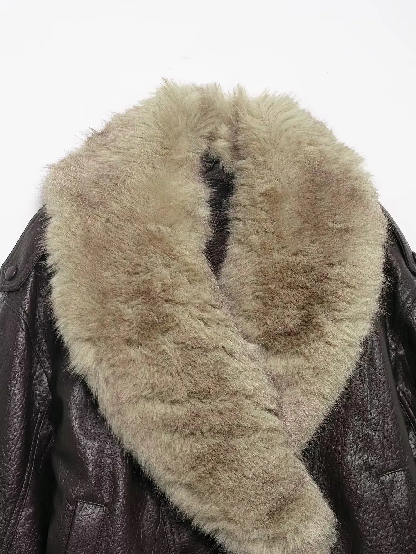 Chaqueta Bomber de Cuero Elegante para Mujeres con Cuello de Piel Sintética, Manga Larga, Estilo Relajado con Botones a Presión