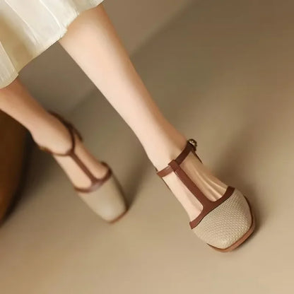 Elegantes Tacones Mary Jane de Cuero Perforado para Mujeres con Punta Cuadrada y Estilo de T Strap con Hebilla y Tacón Bloque