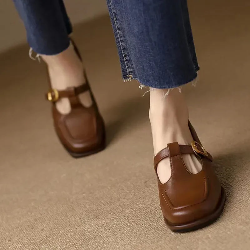 Elegantes Mocasines Mary Jane de Cuero para Mujeres con Hebilla T Strap, Punta Cuadrada y Tacón Bloque Estilo Vintage