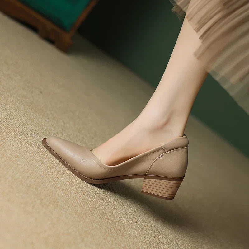 Elegante Zapato de Tacón Bloque de Cuero para Mujeres con Punta Afilar Deslizante Estilo Casual en Corte en V