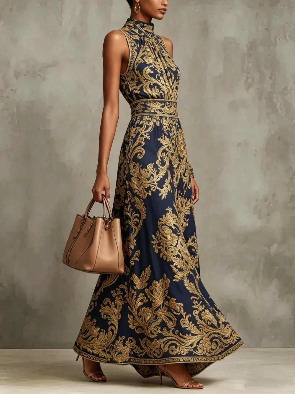 Vestido Maxi de Impresión Barroca Elegante en Color Marino para Mujeres con Cuello Alto, Sin Mangas, Estilo Arrugado y Fluido para Invitadas de Boda