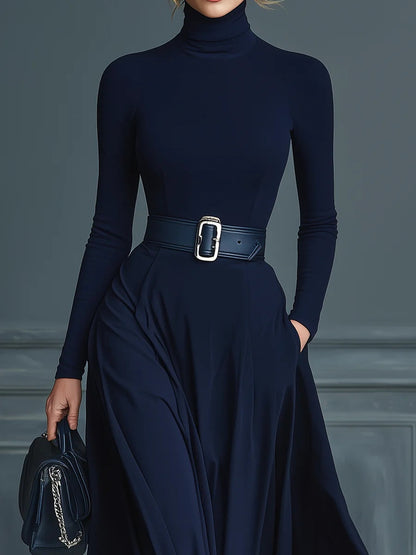 Elegante Vestido Maxi Azul Oscuro para Mujeres con Cuello Alto, Manga Larga y Cinturón en Estilo Fluido