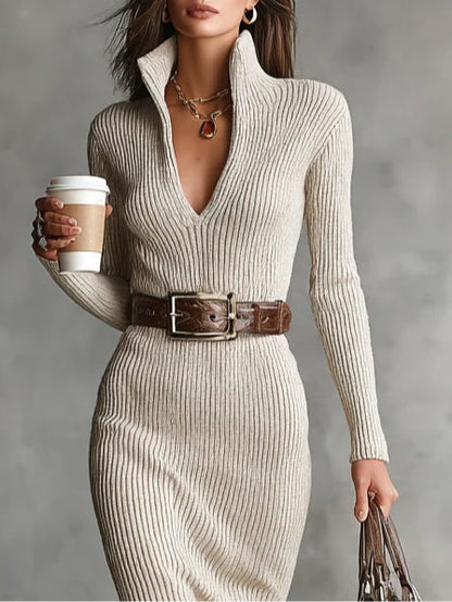 Elegante vestido midi de punto acanalado beige para mujeres con cuello en V, manga larga y estilo ajustado