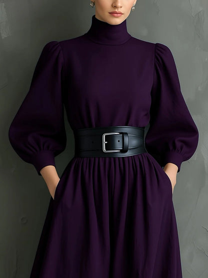 Elegante Maxi Vestido Morado Oscuro para Mujeres con Cuello Alto, Manga Obispo y Cinturón