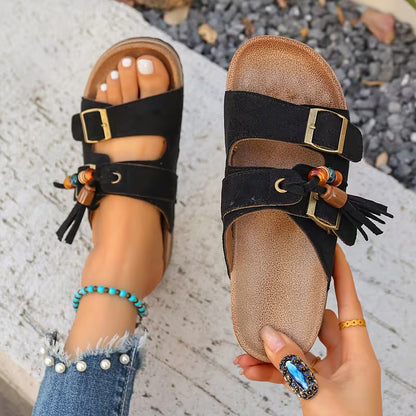 Sandalias de Deslizamiento Cómodas para Mujeres con Detalle de Borlas, Correa con Hebilla, Plantilla Contorneada y Estilo de Punta Abierta