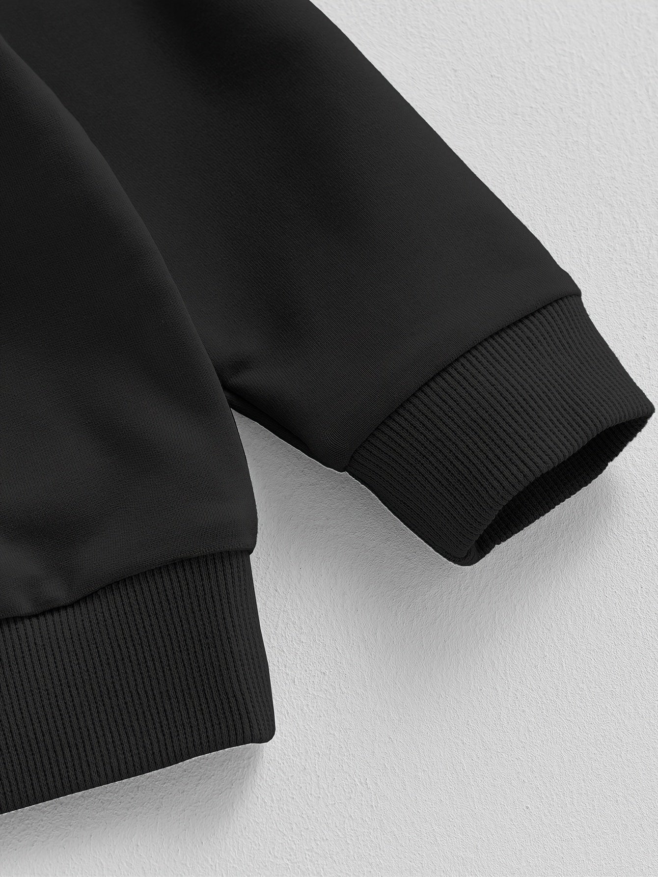 Sudadera cómoda con diseño colorblock y estampado de latidos para mujeres con capucha ajustable, manga larga y estilo de bolsillo canguro.