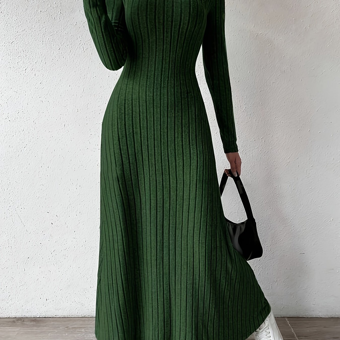 Elegante Vestido Largo de Punto Acanalado para Mujeres con Escote en V y Manga Larga Ajustado y Fluido
