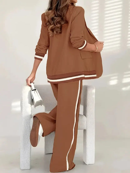 Conjunto Elegante de Dos Piezas para Mujeres con Blazer de Solapa Notch y Pantalones de Pierna Ancha Estilo Formal