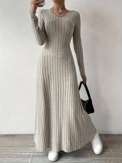 Elegante Vestido Largo de Punto Acanalado para Mujeres con Escote en V y Manga Larga Ajustado y Fluido