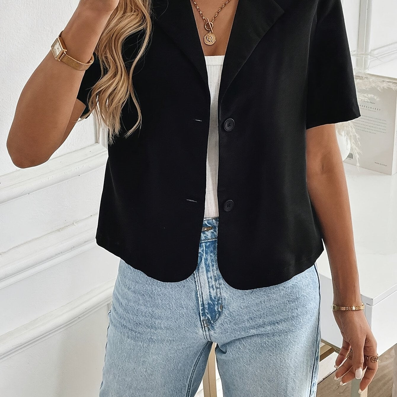 Blazer Elegante Corto para Mujeres con Solapa de Muesca, Manga Corta, Botón Frontal, Estilo Casual Relajado