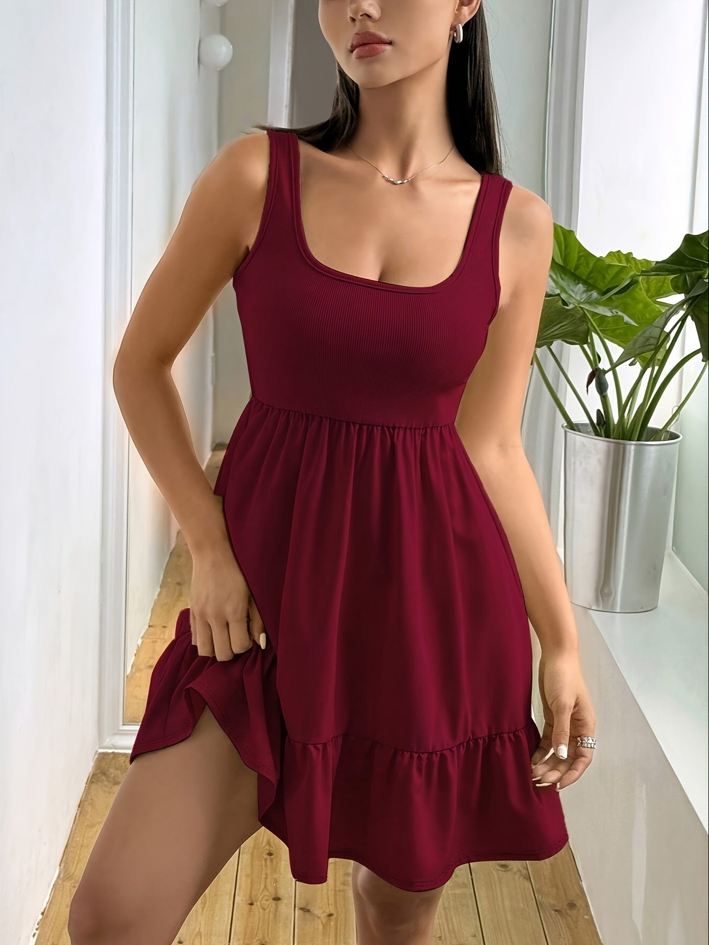 Vestido Mini Encapillado Sin Esfuerzo para Mujeres con Escote Cuadrado y Dobladillo Volante Estilo Casual