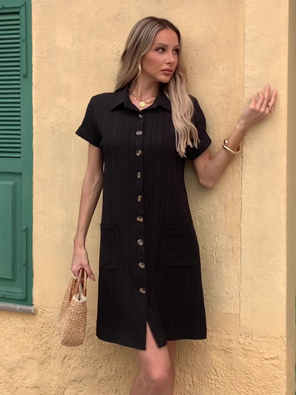 Vestido Camisa Texturizado Sin Esfuerzo para Mujeres con Cuello, Manga Corta, Botones Frontales, Estilo Casual Relajado