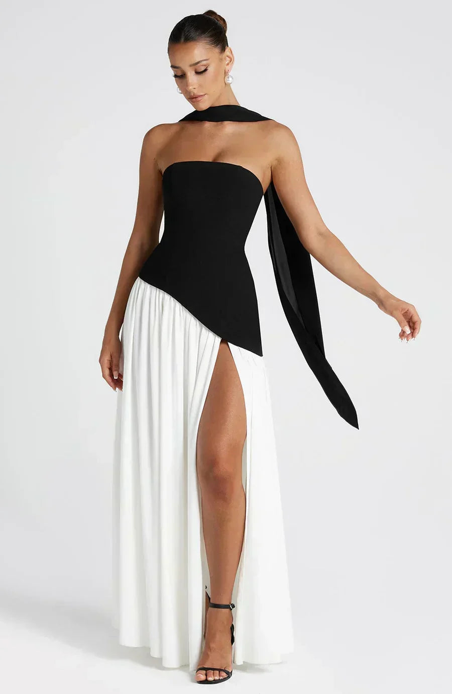 Vestido Maxi Elegante Drapado para Mujeres con Corbata de Cuello Sin Tirantes, Espalda de Corsé y Alta Abertura en Estilo Fluido