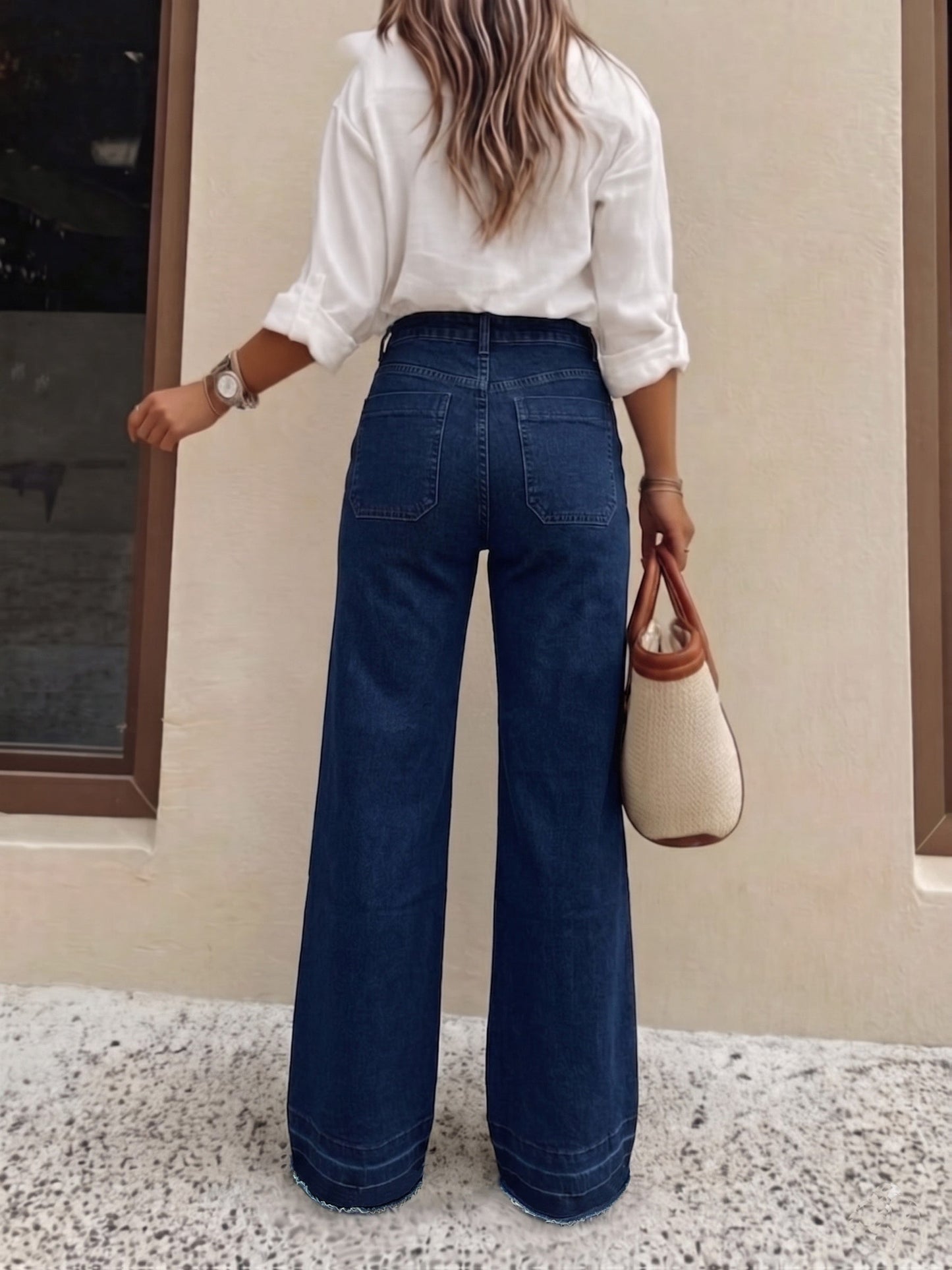 Jeans de Pierna Ancha de Color Azul Oscuro para Mujeres con Estilo de Cintura Alta y Cinturón