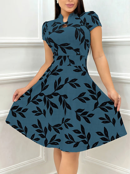 Vestido Elegante de Impresión de Hojas con Corte Ajustado y Amplio para Mujeres con Cuello en Forma de Ojal y Mangas Cortas Fluidas