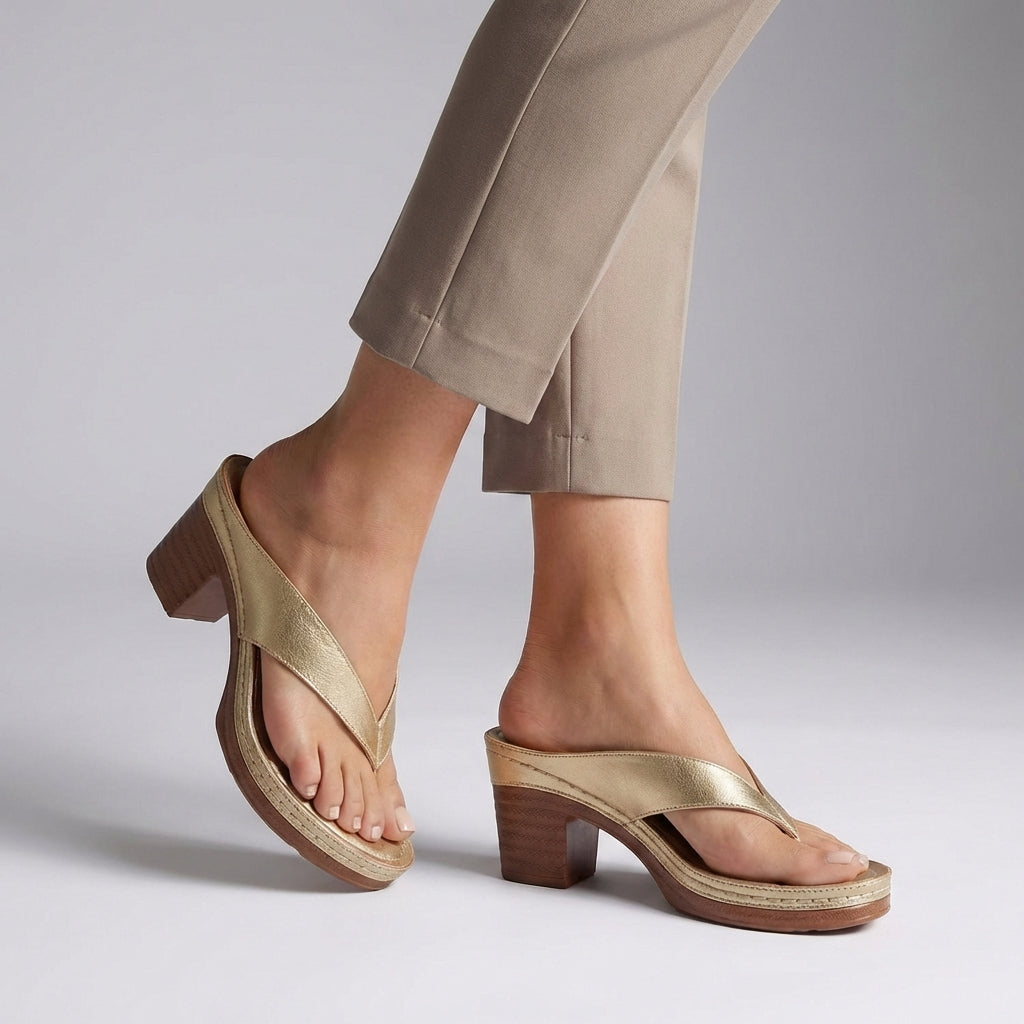 Sandalía de Plataforma Elegante de Cuero Negro para Mujeres con Tira de Dedo y Tacón de Madera Apilada Estilo Casual