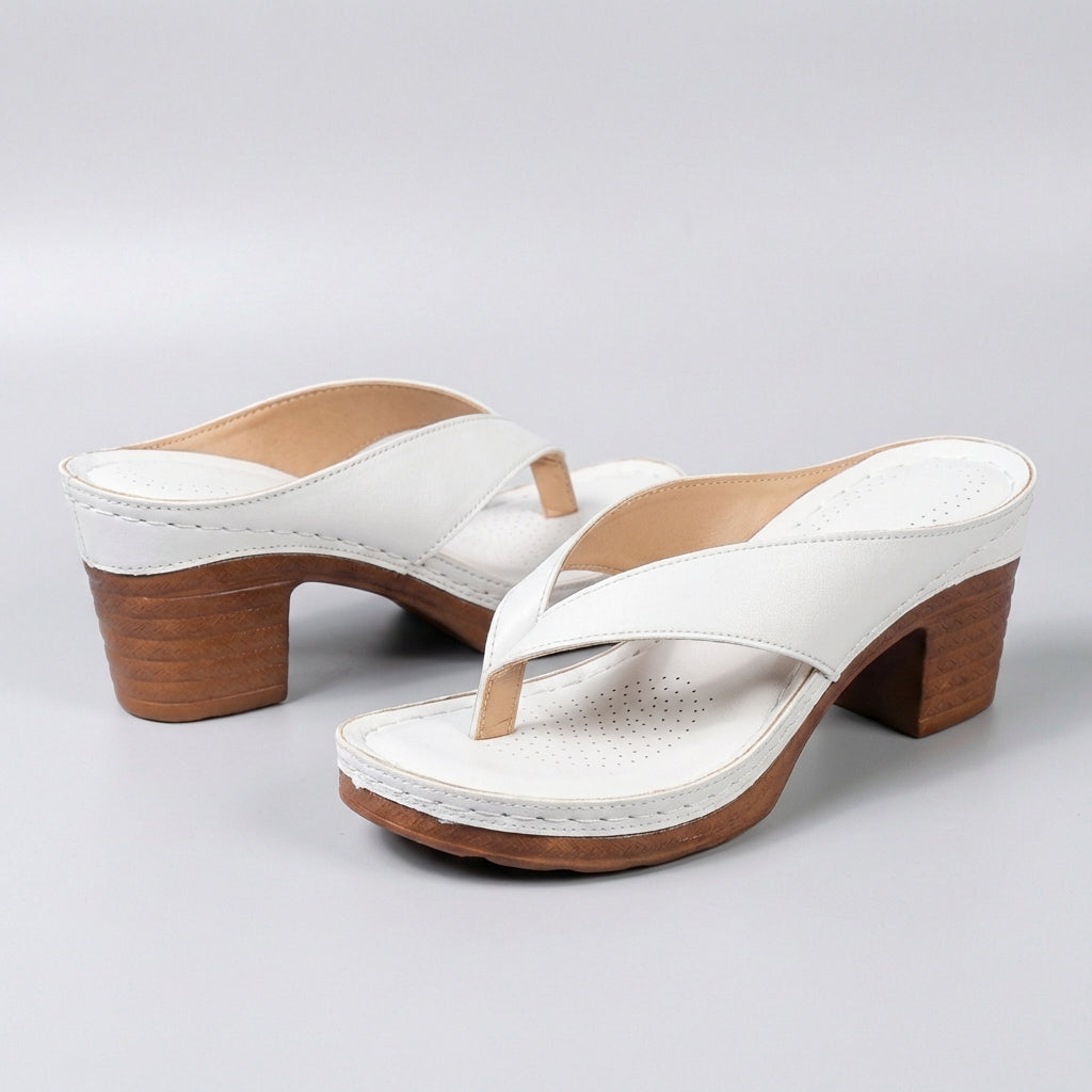 Sandalía de Plataforma Elegante de Cuero Negro para Mujeres con Tira de Dedo y Tacón de Madera Apilada Estilo Casual