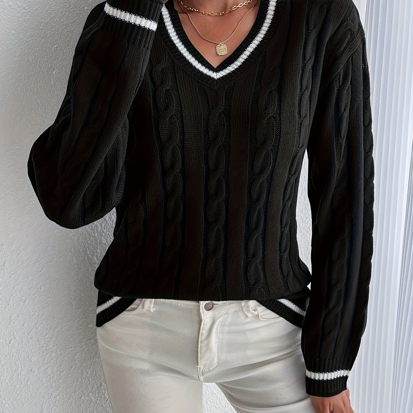 Suéter de Punto Trenzado Cómodo para Mujeres con Escote en V, Manga Larga, Detalle de Rayas y Estilo Oversized