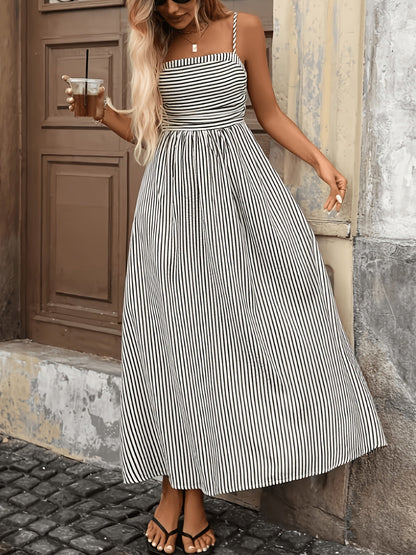 Vestido Maxi Elegante de Rayas Negras para Mujeres con Escote Cuadrado Sin Mangas Estilo Alto-Bajo