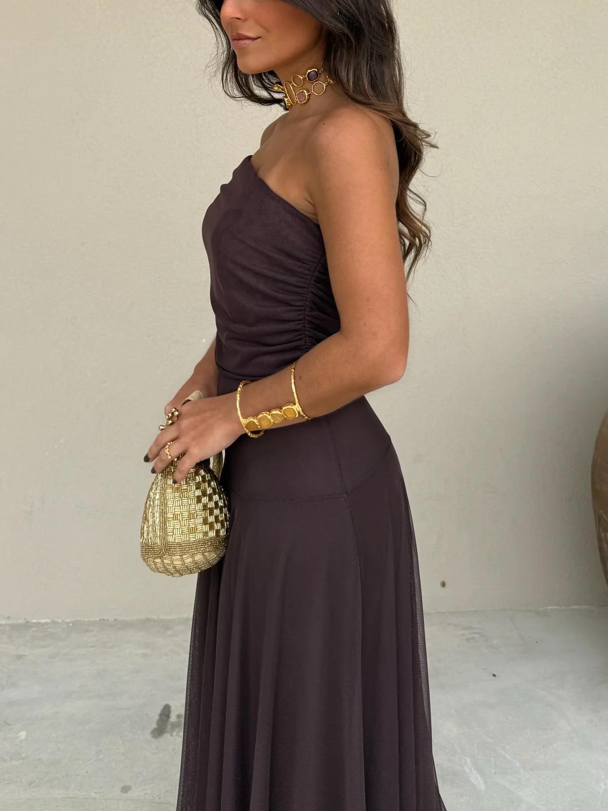 Vestido Maxi de Malla Elegante para Mujeres con Mangas Cortas y Off Shoulder Estilo Fruncido y Fluido