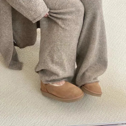 Zapatillas Cómodas para Mujeres con Cuello de Piel Sintética, Estilo Bajo y de Fácil Uso