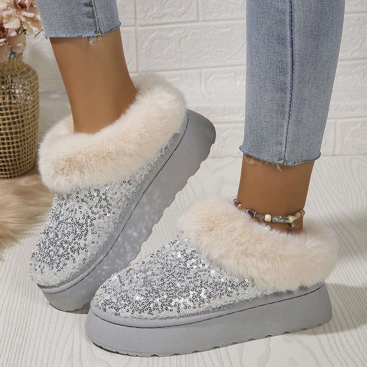 Zapatillas Cómodas para Mujeres con Parte Superior de Lentejuelas, Forro de Piel Sintética y Suela de Plataforma para Ponerse
