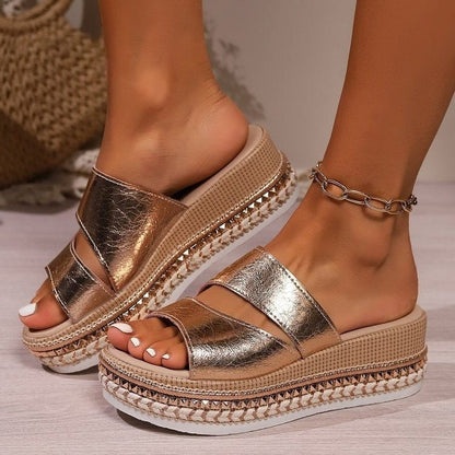 Sandalias Marrones Cómodas para Mujeres con Doble Correa Metálica Estilo Plataforma Espadrille