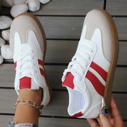 Zapatillas Cómodas para Mujeres con Raya Lateral en Contraste Suela de Goma Estilo Retro