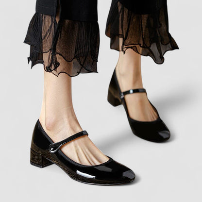 Elegante Zapato de Charol Mary Jane para Mujeres con Punta Redonda, Correa en el Tobillo y Tacón de Bloque