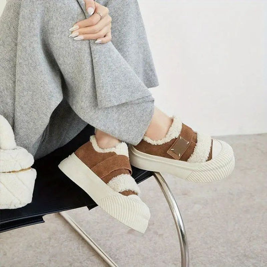 Zapatillas de Casa Cómodas para Mujeres con Correa de Gancho y Bucles, Estilo Plataforma de Piel Sintética