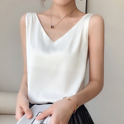 Blusa de satén sin esfuerzo para mujeres con escote en V, sin mangas y estilo relajado y fluido