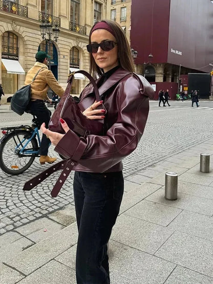 Elegante Chaqueta de Cuero Burdeos para Mujeres con Cuello de Muesca, Manga Larga, Cinturón, Estilo Corto y Casual