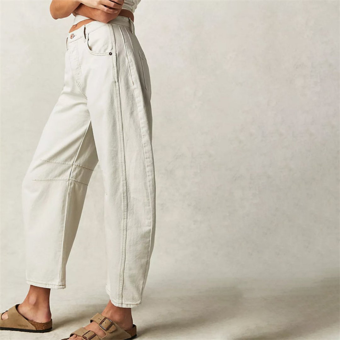 Jeans de Mom Relajados y Sin Esfuerzo para Mujeres en Estilo de Denim con Pierna Barrel Recortada