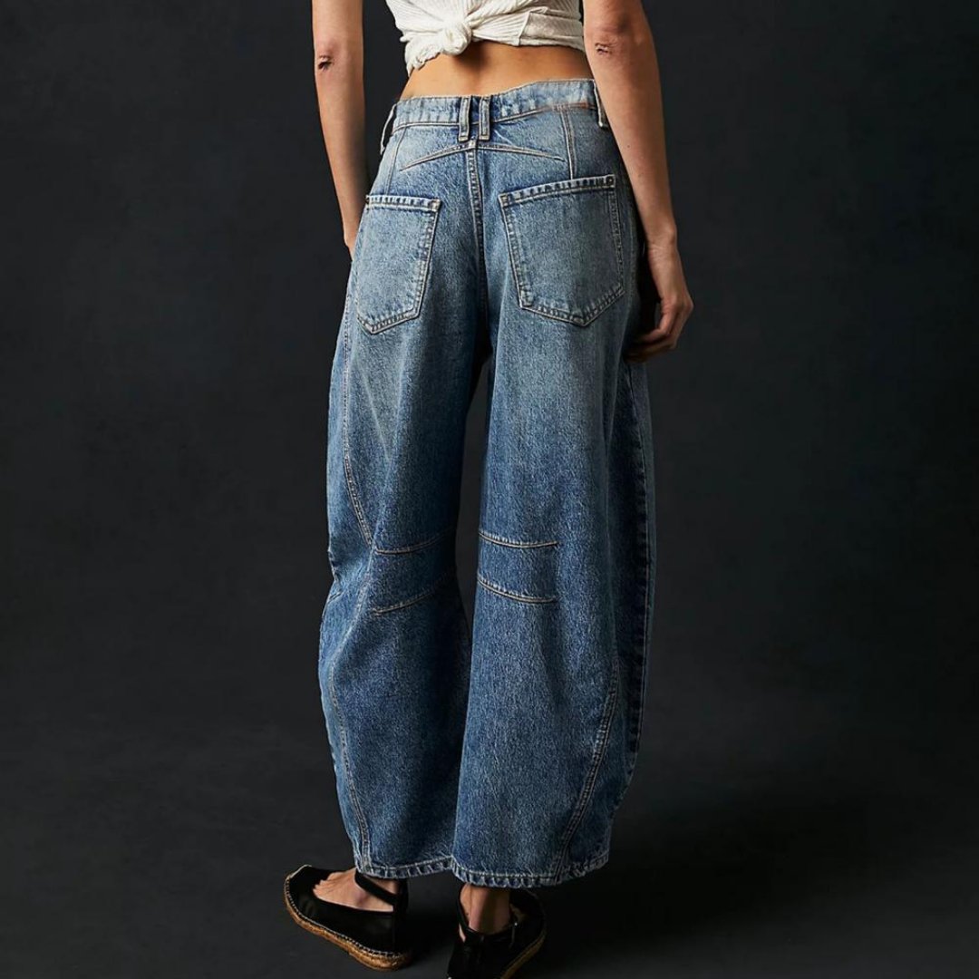Jeans de Mom Relajados y Sin Esfuerzo para Mujeres en Estilo de Denim con Pierna Barrel Recortada