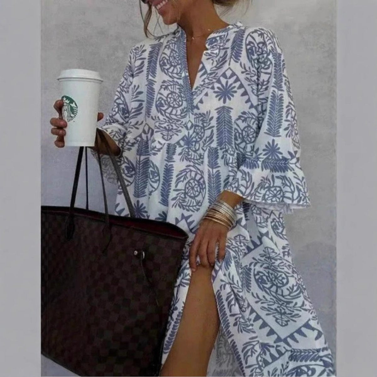 Vestido Midi de Estampado Boho Sin Esfuerzo para Mujeres con Escote en V y Mangas de Campana en Capas
